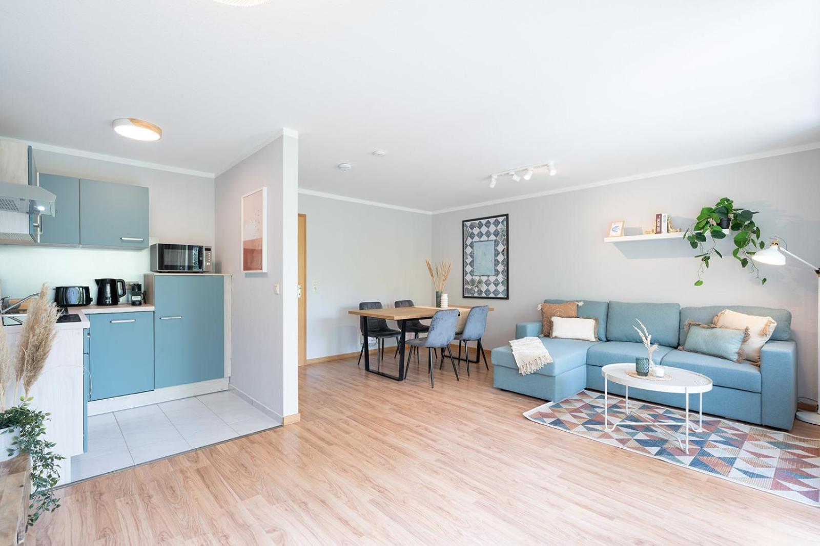 Benville Pirna - Modern - Familie - Terrasse エクステリア 写真