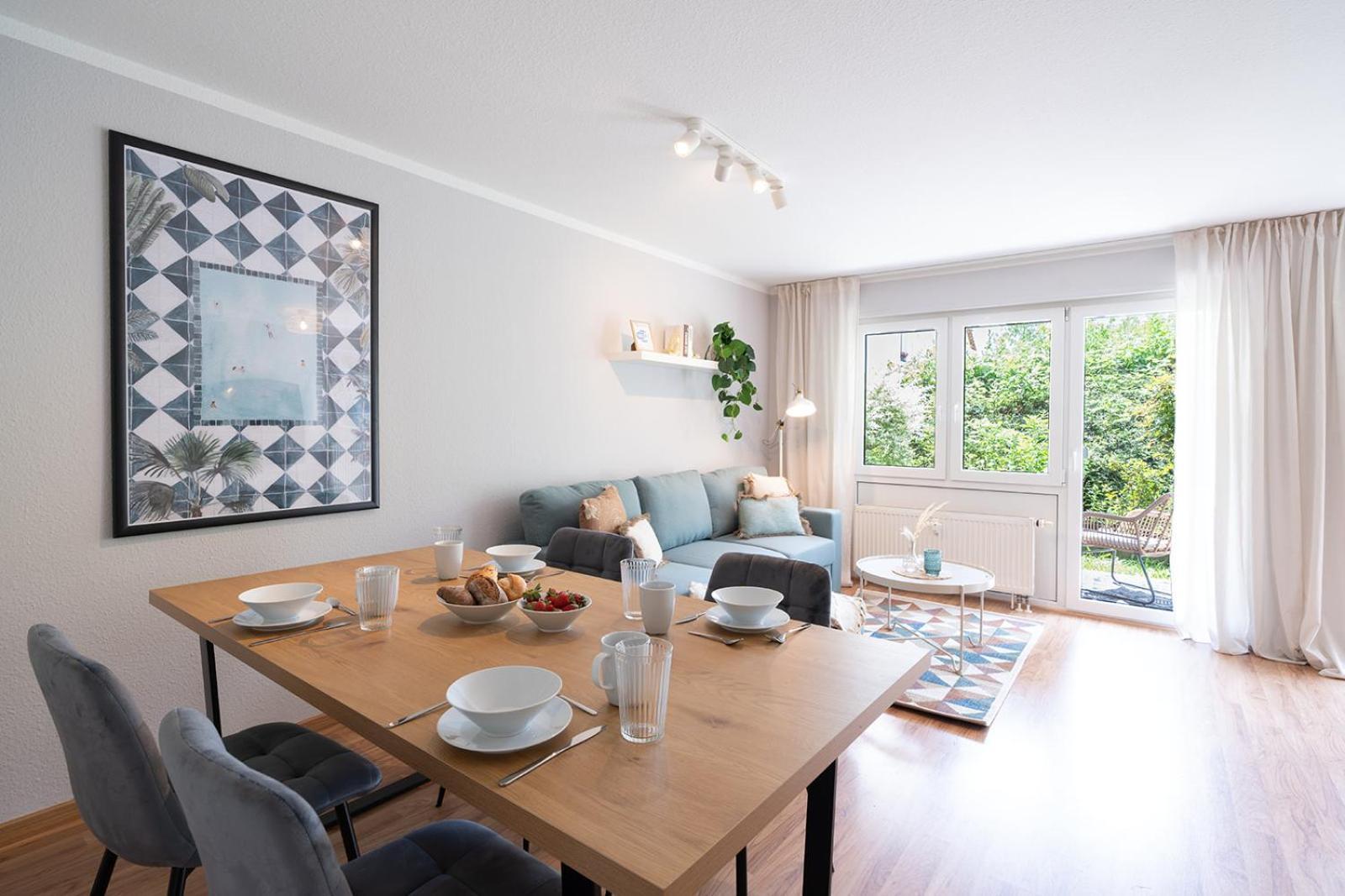 Benville Pirna - Modern - Familie - Terrasse エクステリア 写真